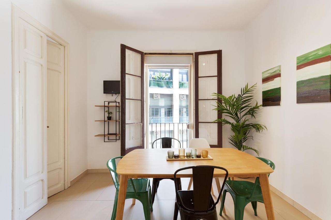 Stay U-Nique Apartments Mistral บาร์เซโลนา ภายนอก รูปภาพ