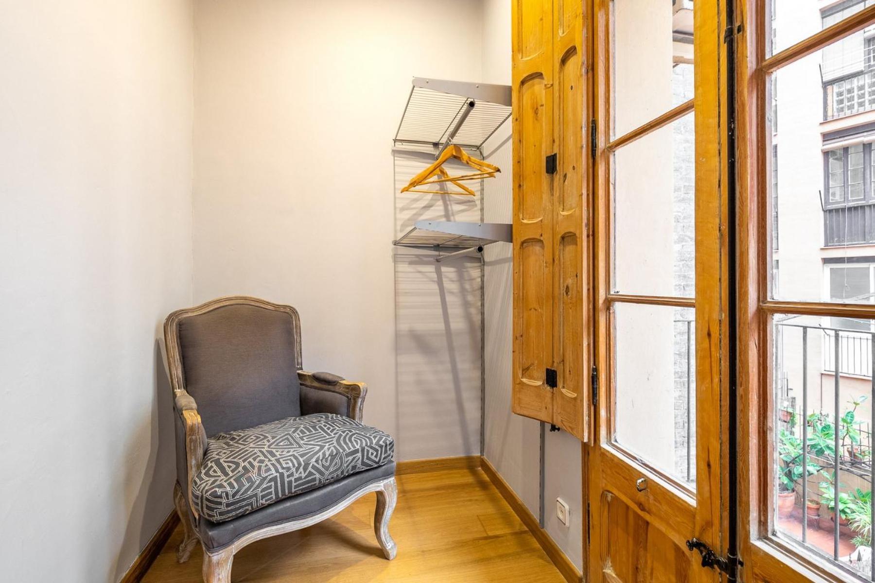 Stay U-Nique Apartments Mistral บาร์เซโลนา ภายนอก รูปภาพ