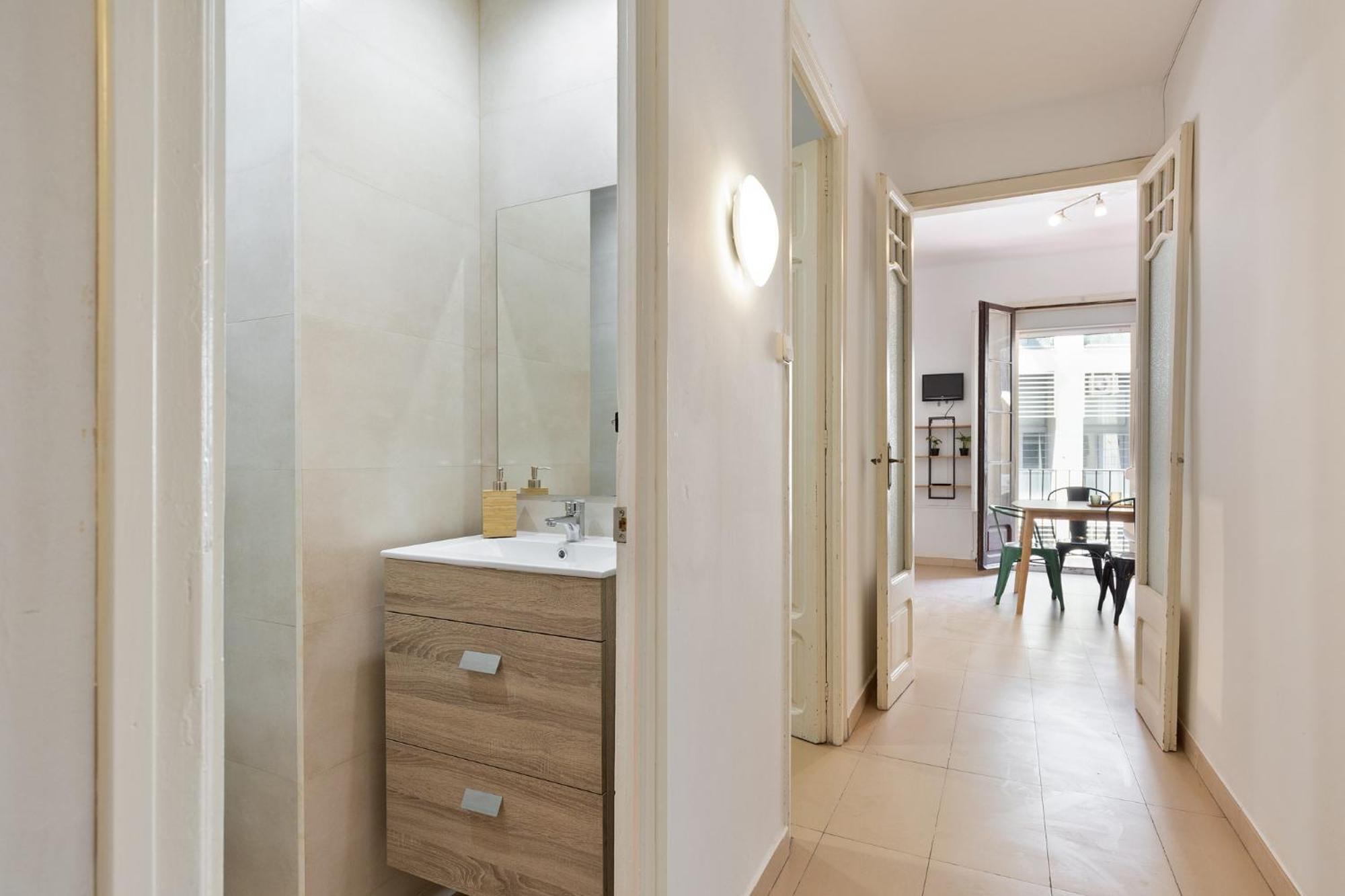 Stay U-Nique Apartments Mistral บาร์เซโลนา ภายนอก รูปภาพ